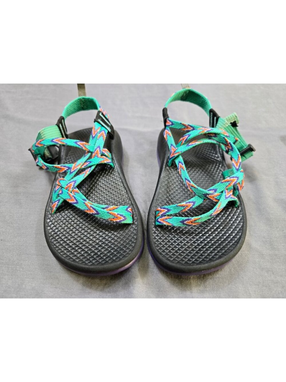 Chaco Girls Z/1 Classic Sandals Size 2 Adjustable Straps Vibram Sole